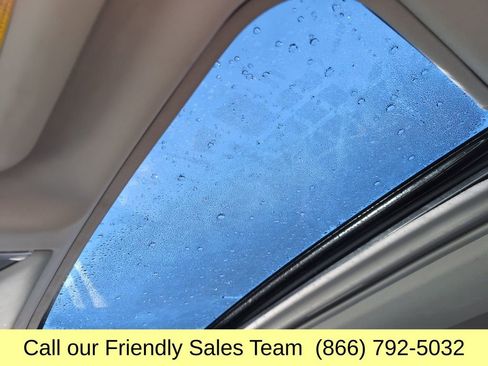 Used 2021 Toyota RAV4 XLE image 23