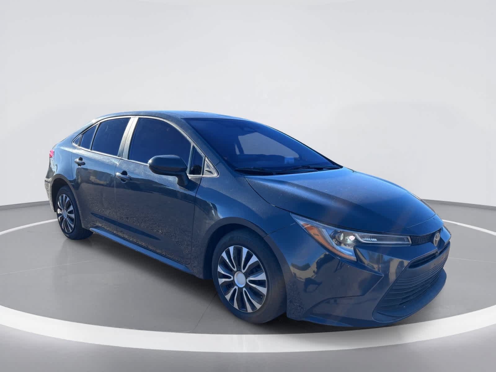 Used 2023 Toyota Corolla LE FWD image 7