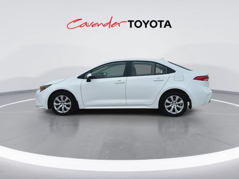 Certified 2026 Toyota Corolla LE FWD image 5