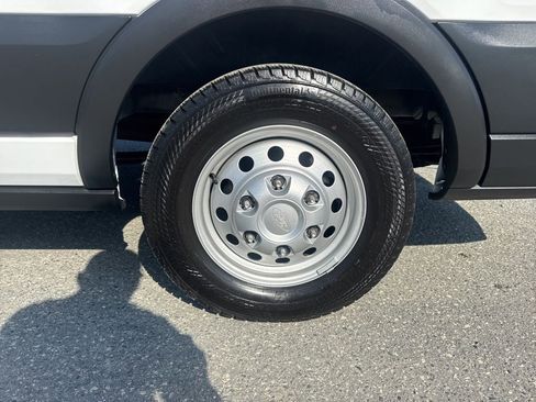 Used 2024 Ford Transit 350 XLT image 29