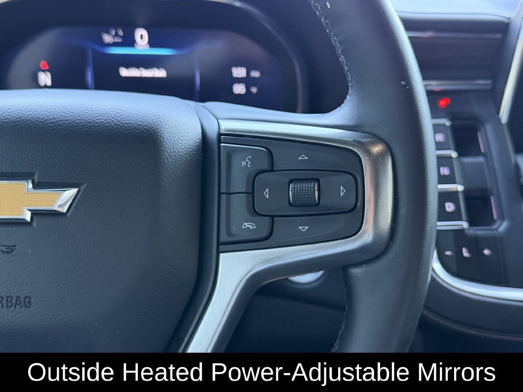 Used 2023 Chevrolet Suburban Premier RWD image 16