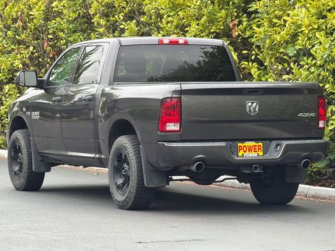 Used 2016 RAM 1500 Express AWD/4WD image 6