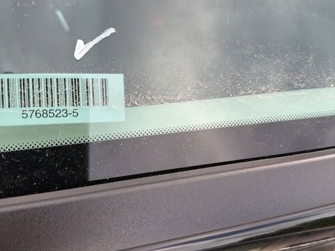 Used 2025 Kia Niro LX FWD image 7
