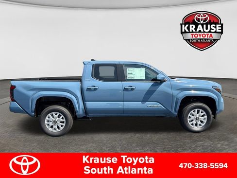 New 2026 Toyota Tacoma SR5 RWD image 9