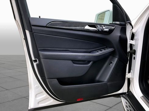 Used 2018 Mercedes-Benz GLE 350 4MATIC image 26
