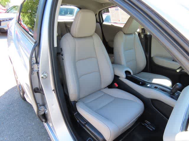 Used 2019 Honda HR-V Touring image 15