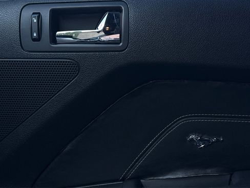 Used 2011 Ford Mustang GT Premium w/ Electronics Pkg image 36