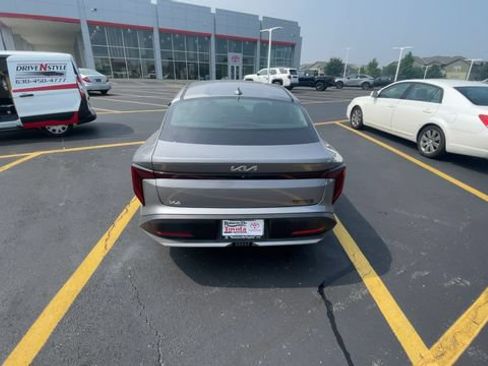 Used 2025 Kia K4 FWD image 9