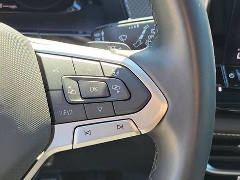 Used 2024 Volkswagen Atlas Cross Sport SEL R-Line AWD/4WD image 13
