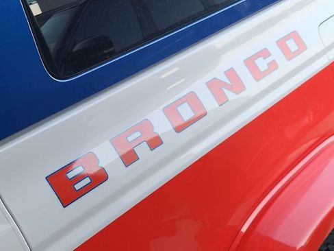Used 2025 Ford Bronco Stroppe Edition AWD/4WD image 9