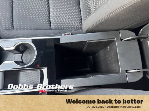 Used 2026 Chevrolet Equinox LT FWD image 25