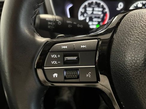 Used 2025 Honda Pilot Touring image 22