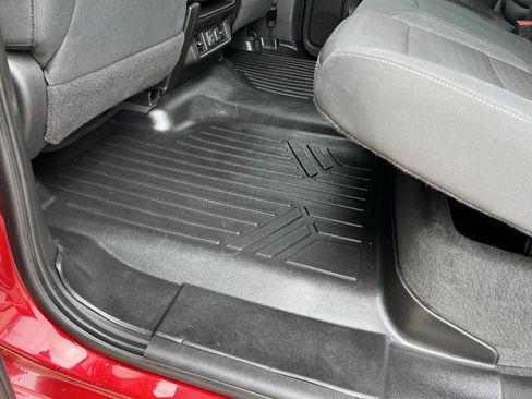 Used 2021 Chevrolet Silverado 1500 LT w/ Convenience Package II image 25