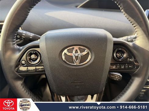 Used 2021 Toyota Prius XLE image 19