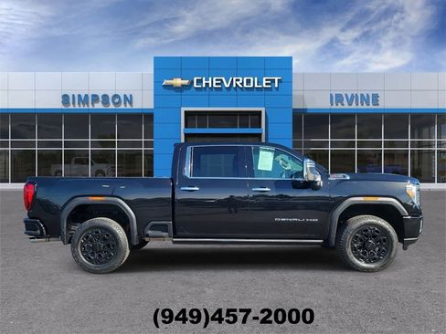 Certified 2022 GMC Sierra 2500 Denali w/ Denali Ultimate Package image 9