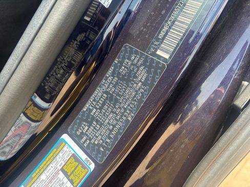 Used 2026 Kia Carnival FWD image 32