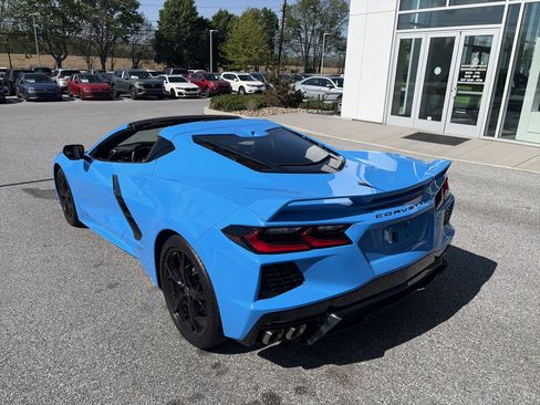 Used 2020 Chevrolet Corvette Stingray Preferred Cpe w/ 2LT Preferred Equipment Group RWD image 7