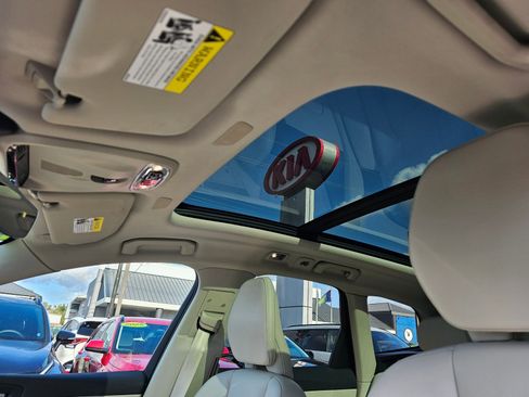 Used 2020 Volvo XC60 T6 Momentum image 28