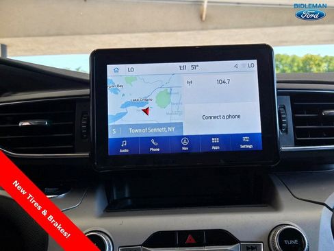 Used 2022 Ford Explorer XLT w/ Equipment Group 202A image 21