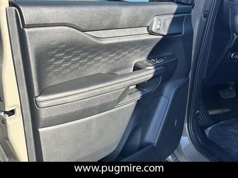 New 2026 Ford Ranger XLT w/ Black Appearance Package RWD image 10