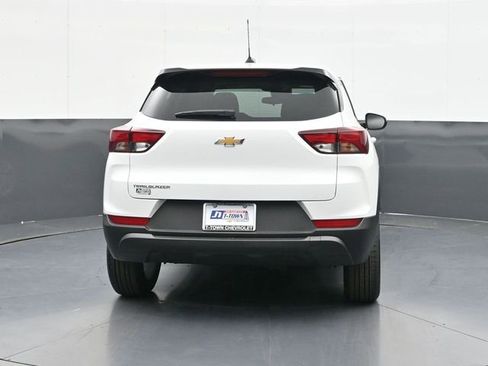New 2026 Chevrolet TrailBlazer LS w/ LS Convenience Package FWD image 12