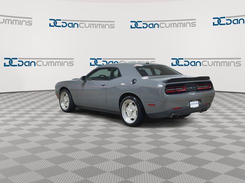Used 2019 Dodge Challenger SXT w/ Blacktop Package RWD image 6
