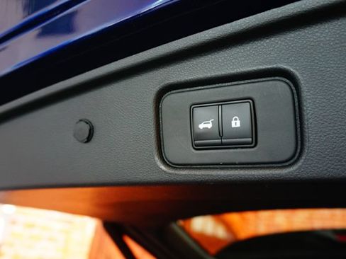 Certified 2024 Nissan Pathfinder SL AWD/4WD image 43