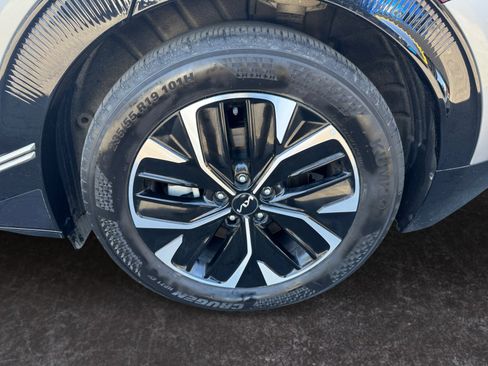 Used 2023 Kia EV6 Wind RWD image 14