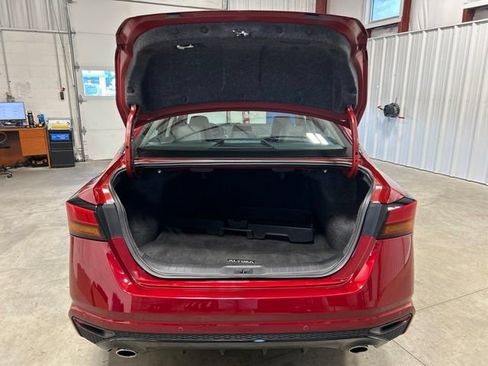 Used 2024 Nissan Altima 2.5 SR AWD/4WD image 19