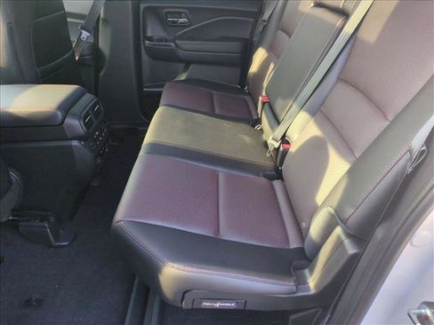 Used 2024 Honda Ridgeline Black Edition image 16