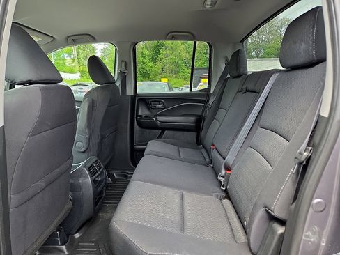 Used 2020 Honda Ridgeline Sport image 11
