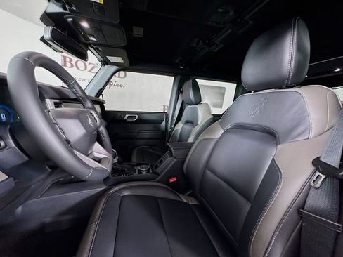 New 2025 Ford Bronco Outer Banks w/ Sasquatch Package image 21
