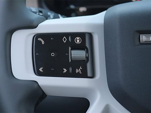 New 2026 Land Rover Defender 110 X-Dynamic SE image 20
