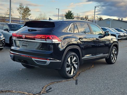 New 2026 Volkswagen Atlas Cross Sport SEL image 3