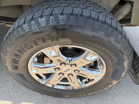 Used 2023 Ford F150 Lariat w/ Trailer Tow Package AWD/4WD image 6