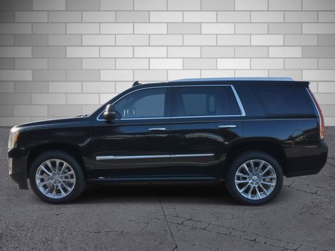 Used 2018 Cadillac Escalade Premium Luxury image 2