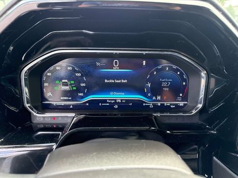 Used 2023 Chevrolet Silverado 1500 RST w/ Redline Edition AWD/4WD image 20