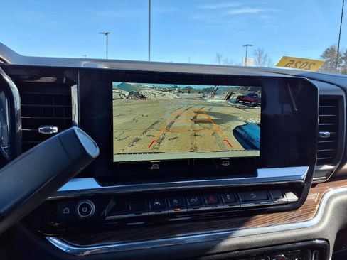 Used 2025 Chevrolet Silverado 1500 RST w/ Z71 Off-Road Package image 10