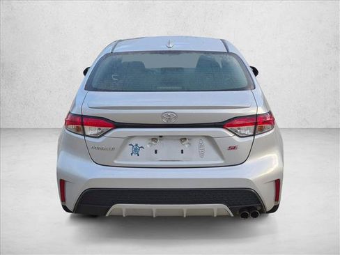 Used 2022 Toyota Corolla SE FWD image 6