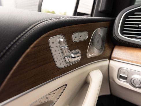 Used 2024 Mercedes-Benz GLE 53 AMG 4MATIC Coupe image 18