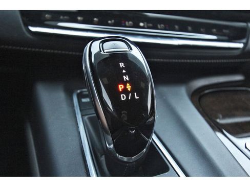 Used 2021 Cadillac Escalade ESV Sport Platinum w/ Heavy-Duty Trailer Package AWD/4WD image 26
