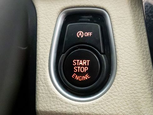 Used 2017 BMW 330i xDrive Sedan image 20