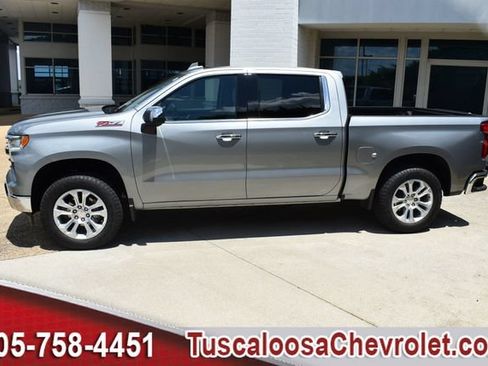 Used 2025 Chevrolet Silverado 1500 LTZ AWD/4WD image 6