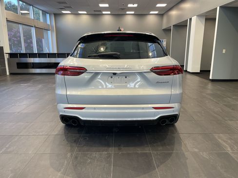 Used 2023 Maserati Grecale Modena AWD/4WD image 9
