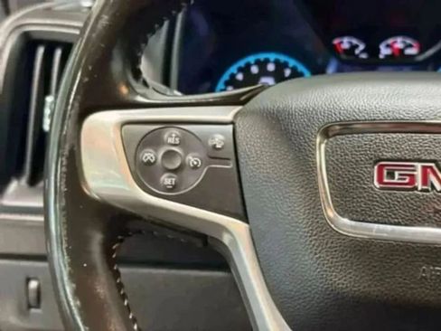 Used 2017 GMC Canyon SLT w/ Driver Alert Package image 14