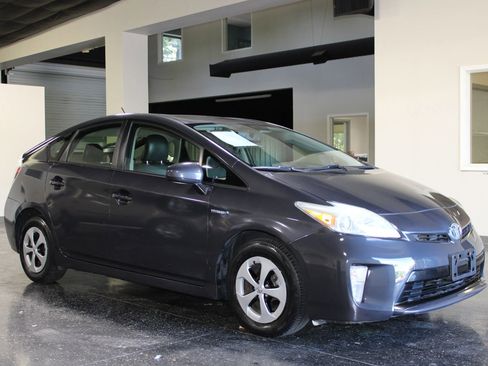 Used 2012 Toyota Prius Four FWD image 31
