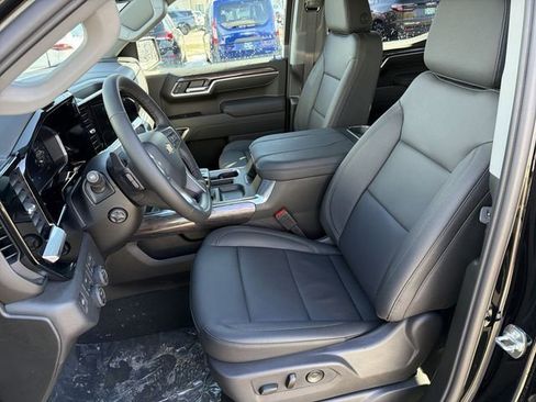 New 2026 Chevrolet Silverado 1500 LTZ w/ LTZ Premium Package image 12