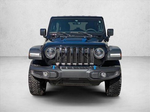 Used 2023 Jeep Wrangler Unlimited Rubicon 4xe image 2