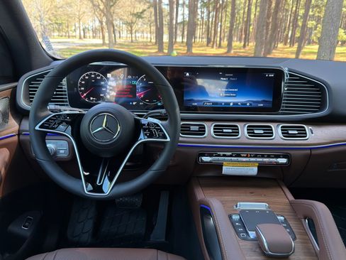 New 2026 Mercedes-Benz GLE 450 GLE 450 image 3