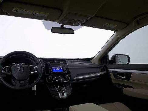 Used 2018 Honda CR-V LX image 14